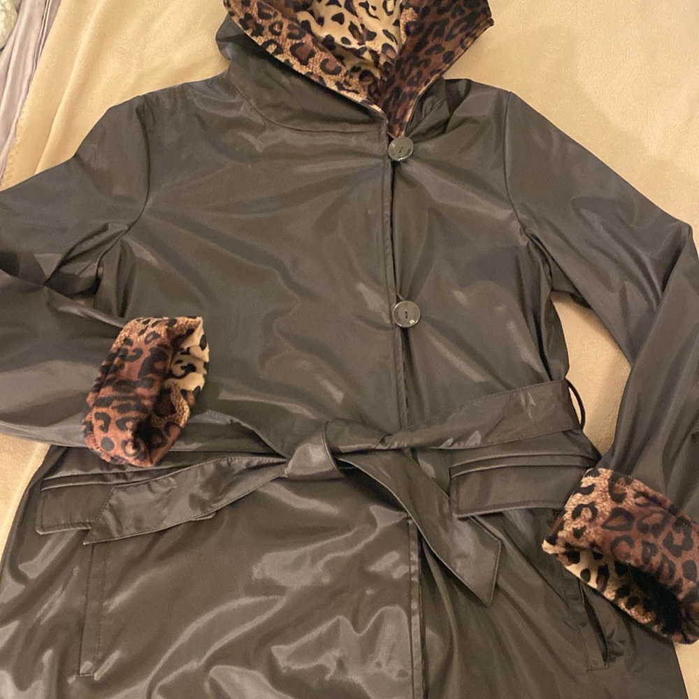 Ameri Mode Reversible Rain Jacket And Animal Prin… - image 5